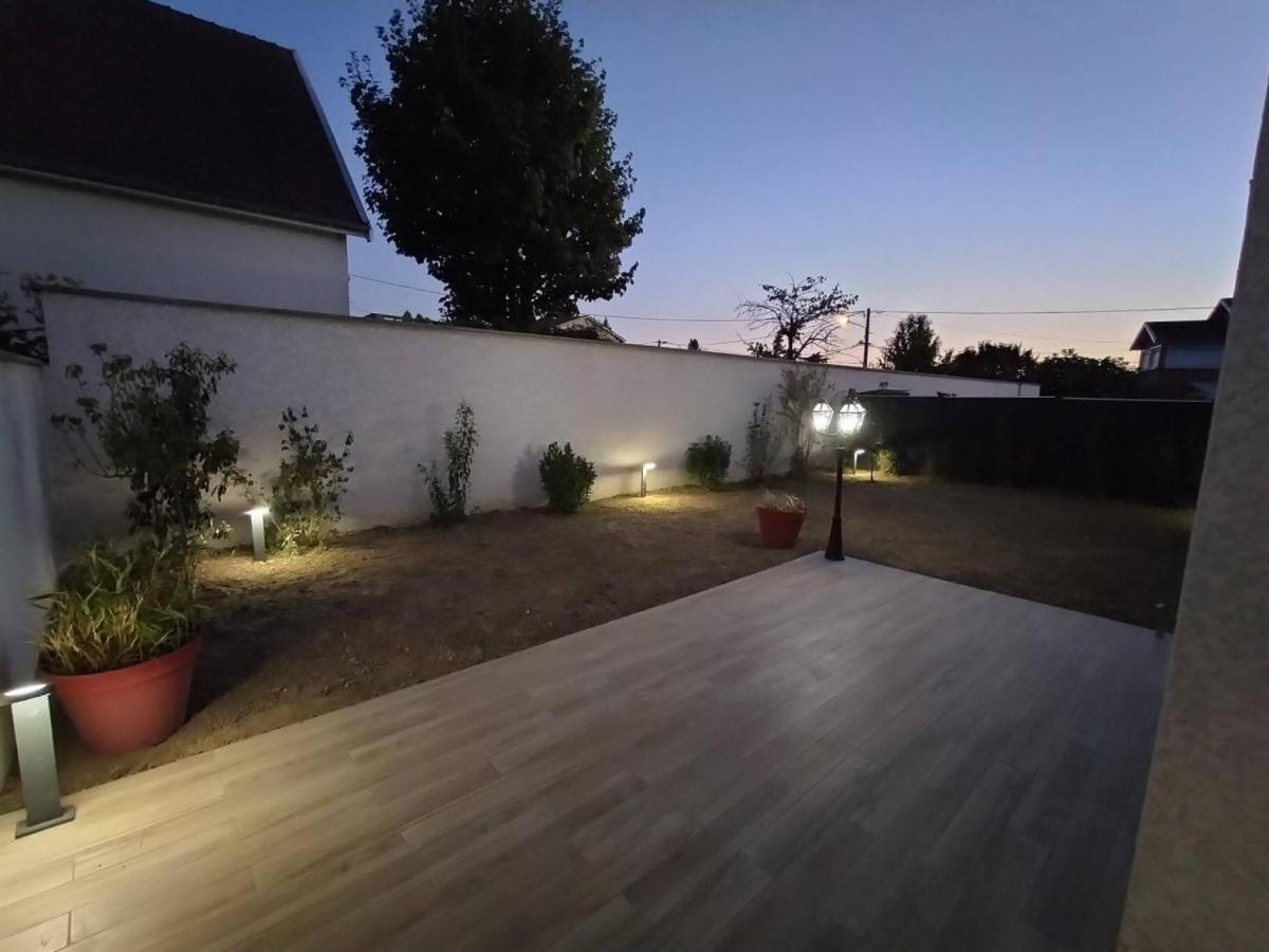 Logement Cosy Neuf Avec Jardin Mions Екстер'єр фото